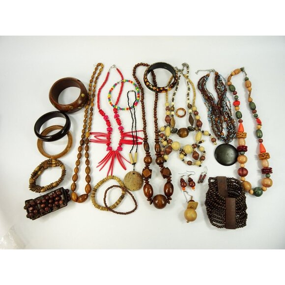 Wood Jewelry Lot 30pc Wooden Necklaces Bracelets - Picture 3 of 15